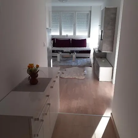 Stan Blizu Panonskih Jezera Tuzla